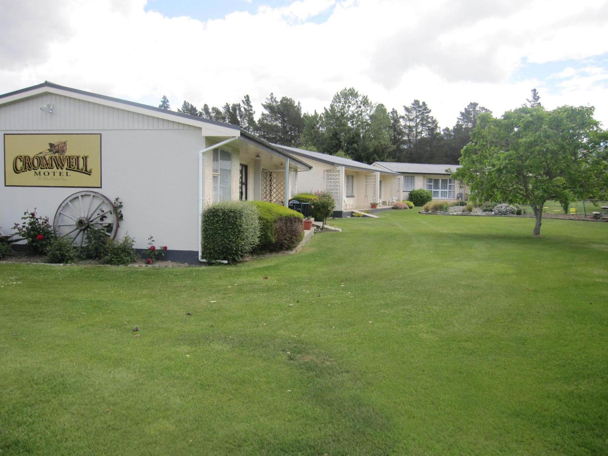 Cromwell Motel Екстериор снимка